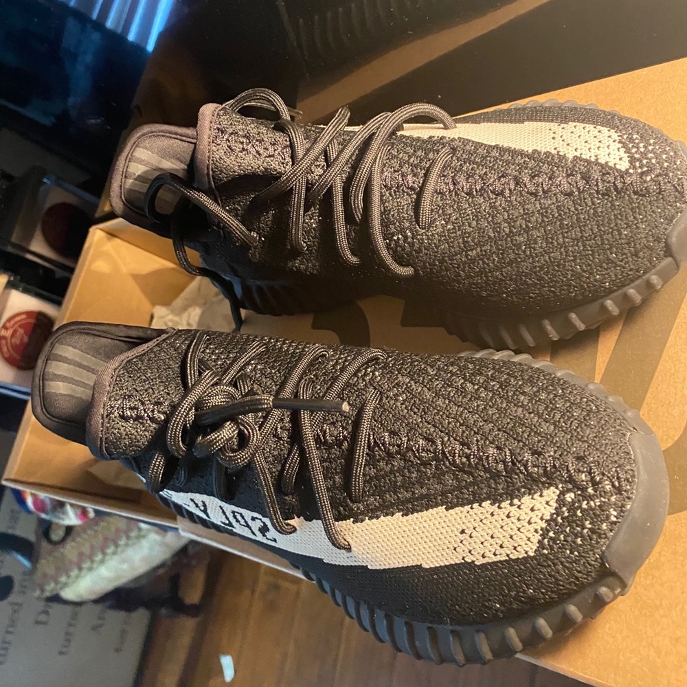Yeezy boost 350 core black size 8.5 women